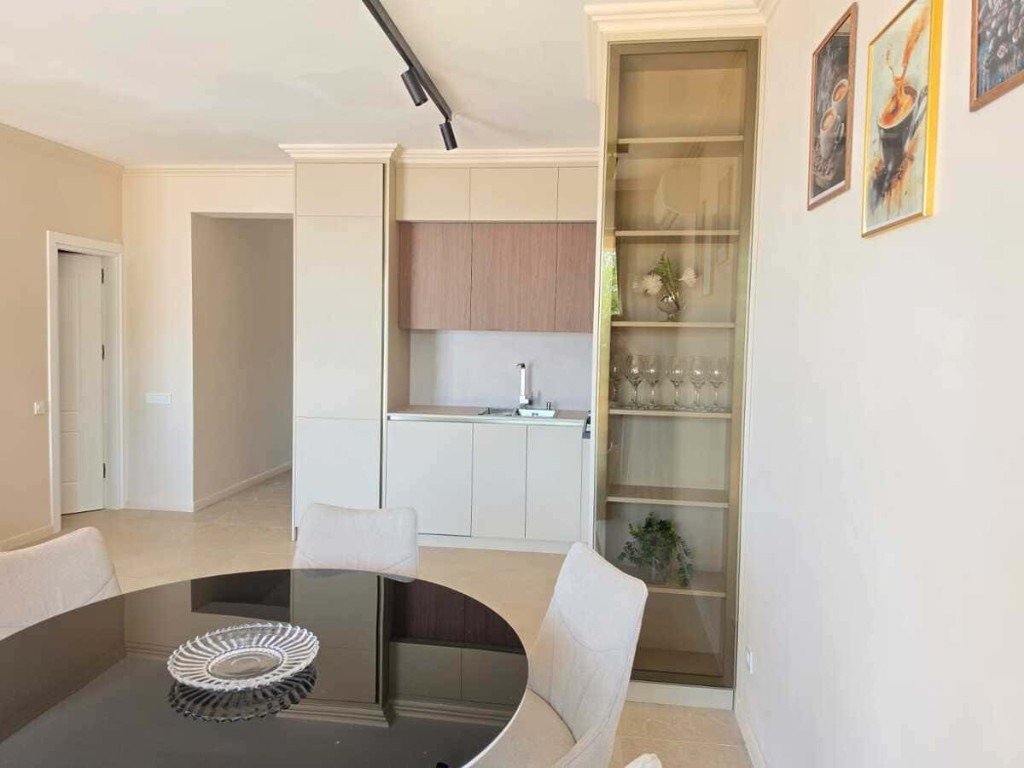 Townhouse A1 dining table and kitchenette