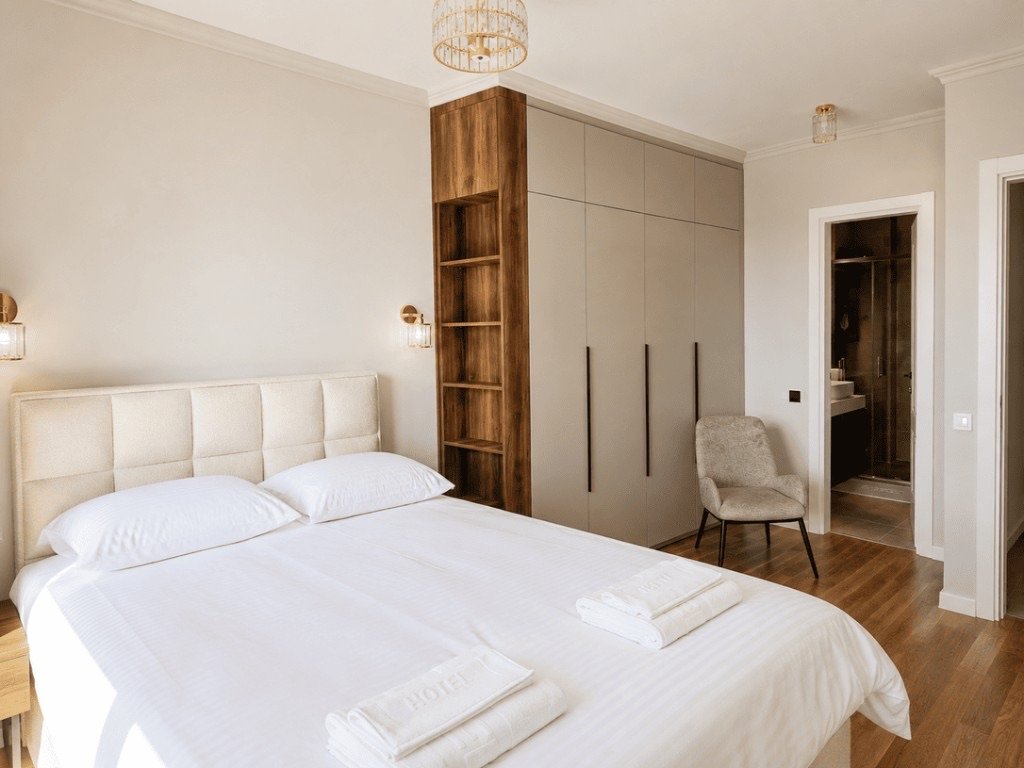 Townhouse A1 bedroom with wardrobe and en-suite bathroom