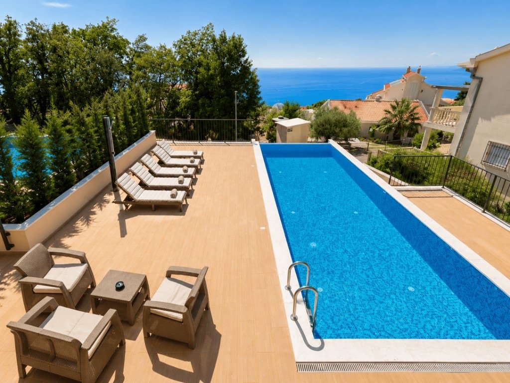 Townhouse A1 private pool terrace with sea view