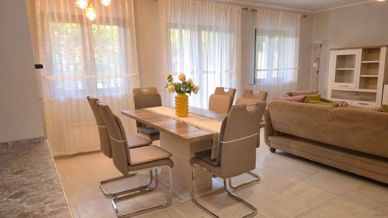 Lastva House dining table and living room