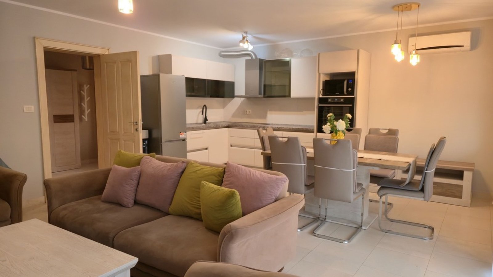 Lastva House living room seating area